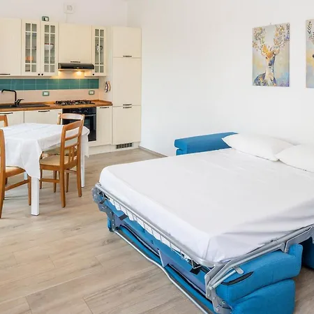 Rosetta & Romeo Family Apartment *